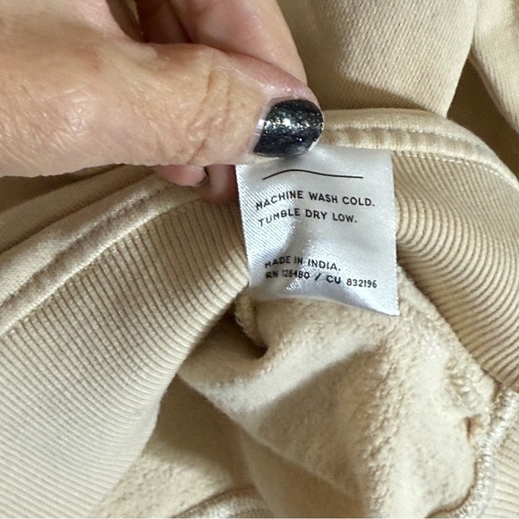 Pact Organic Cream Cheetah Sweatshirt Cropped Length EUC - Picture 4 of 5